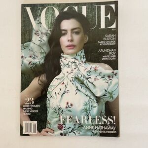 Vogue August 2025 Featuring Anne Hathaway NWT
